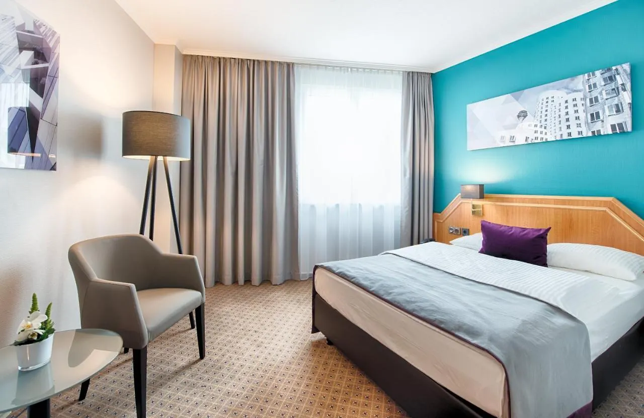 Leonardo Hotel Duesseldorf City Center 4*, Dusseldorf