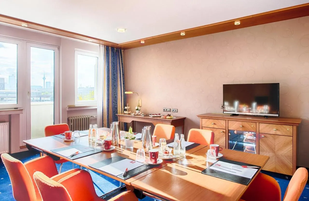 Leonardo Hotel Duesseldorf City Center 4*, Ντίσελντορφ